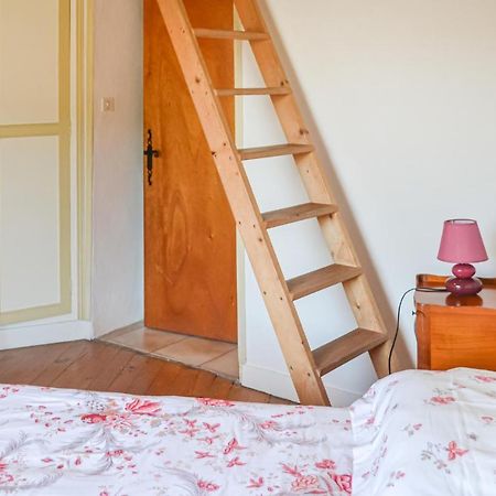 Cozy Home In Cenac-Et-Saint-Julien With Wifi Exterior photo