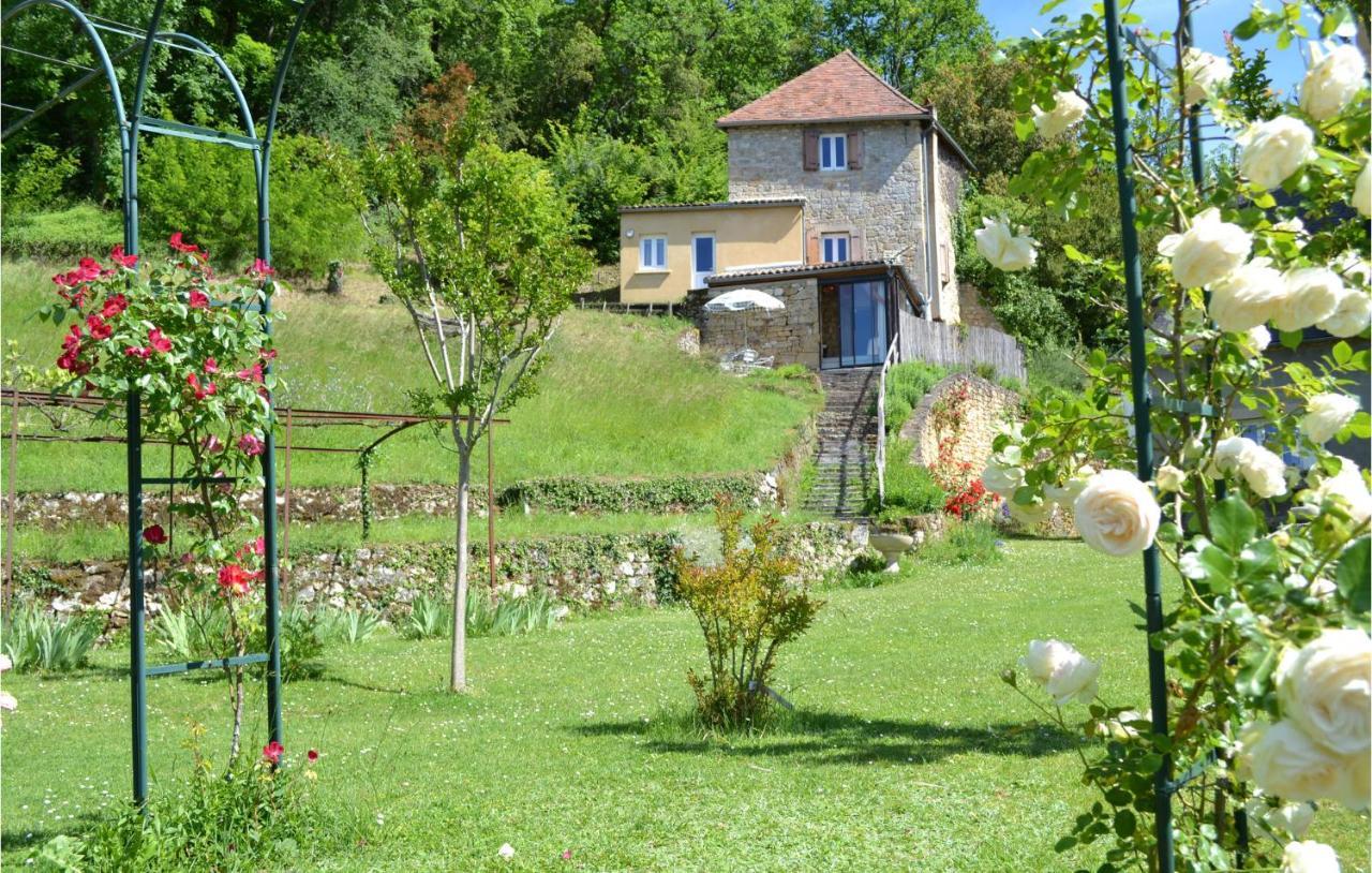 Cozy Home In Cenac-Et-Saint-Julien With Wifi Exterior photo
