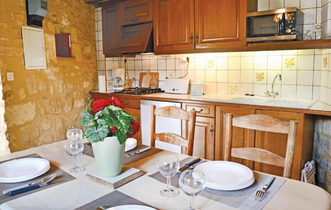 Cozy Home In Cenac-Et-Saint-Julien With Wifi Exterior photo