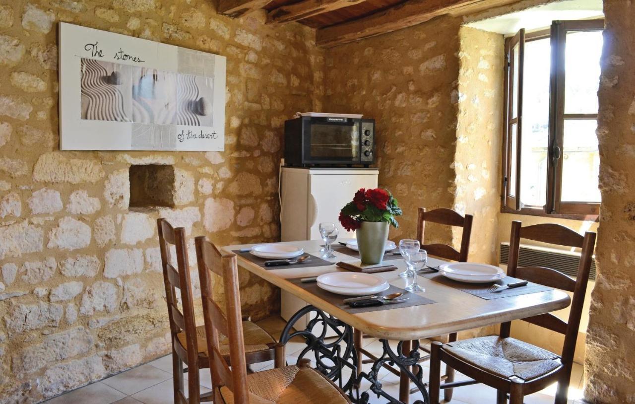 Cozy Home In Cenac-Et-Saint-Julien With Wifi Exterior photo